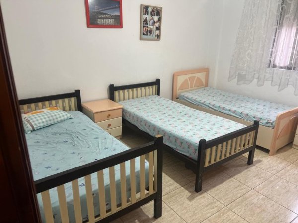Tirane, jepet me qera Vile 2+1 Kati 2, 110 m² 621 € (Don Bosko)