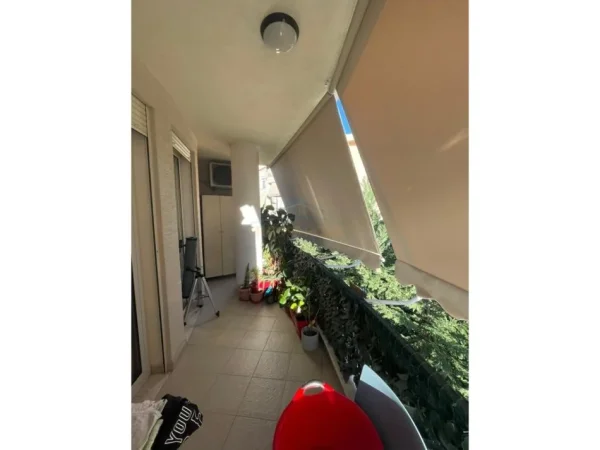 Tirane, shitet apartament 2+1+Ballkon Kati 2, 100 m² 255.000 € 