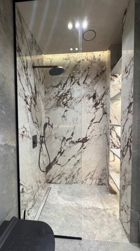 Tirane, jepet me qera apartament 1+1+Aneks+Ballkon Kati 5, 150 m² 2.000 € 