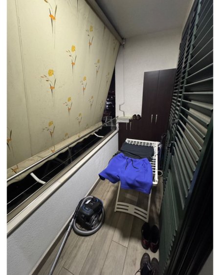 Tirane, shitet apartament 2+1 Kati 6, 385.000 € 