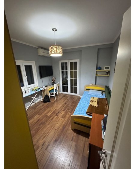 Tirane, shitet apartament 2+1 Kati 6, 385.000 € 