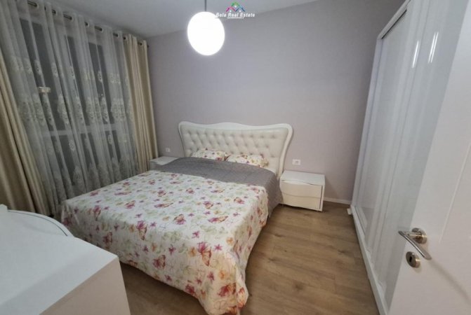Tirane, jepet me qera apartament 1+1 Kati 3, 65 m² 550 € (Rruga Besa)