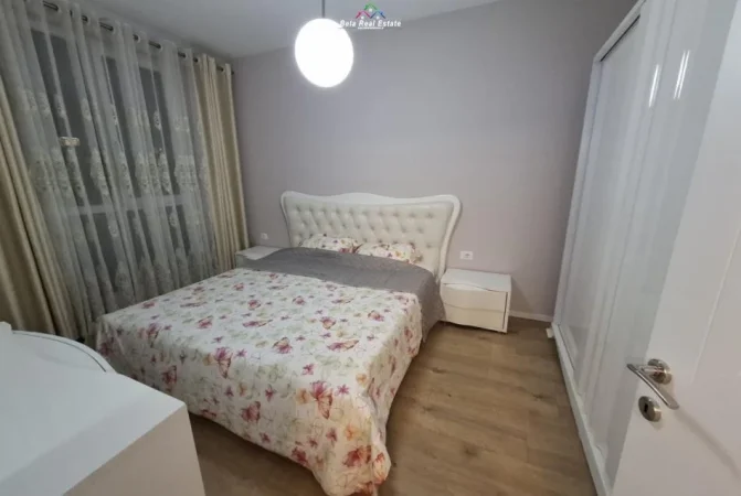Tirane, jepet me qera apartament 1+1 Kati 3, 65 m² 550 € (Rruga Besa)