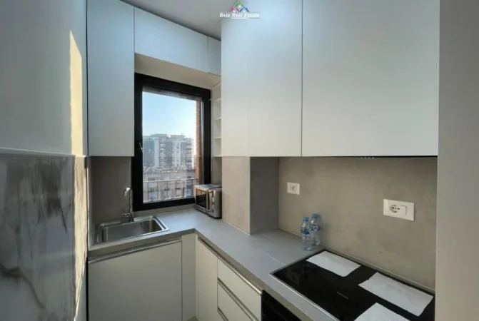 Tirane, jepet me qera apartament 1+1 Kati 4, 65 m² 630 € (Ish Tregu Elektrik)