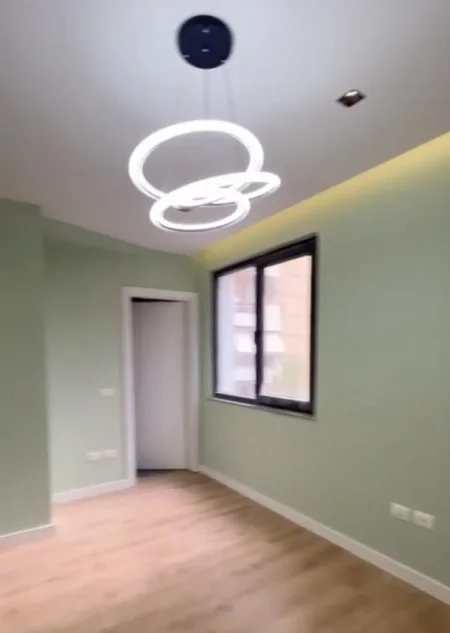 Tirane, shitet apartament 3+1 Kati 5, 132 m² 212.000 € (astir)