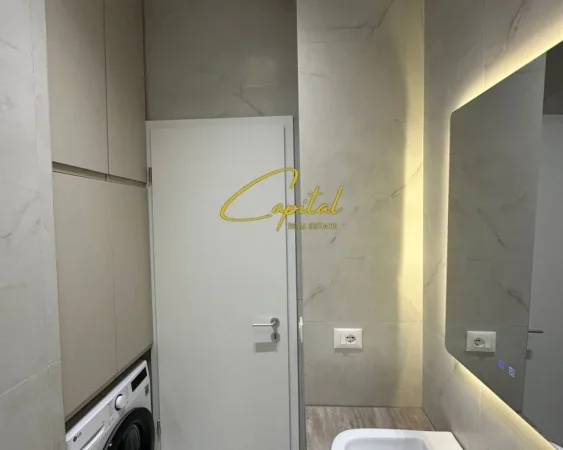 Tirane, jepet me qera apartament 1+1 Kati 8, 55 m² 520 € (ALI DEMI)