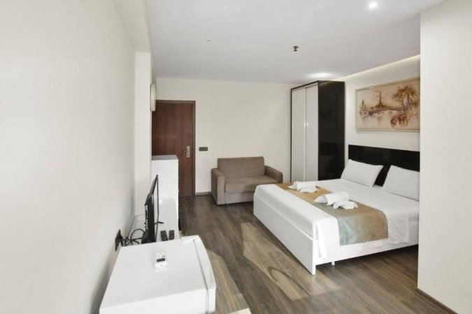 Tirane, shitet hotel , 330 m² 2.000.000 € (9 KATESHET)