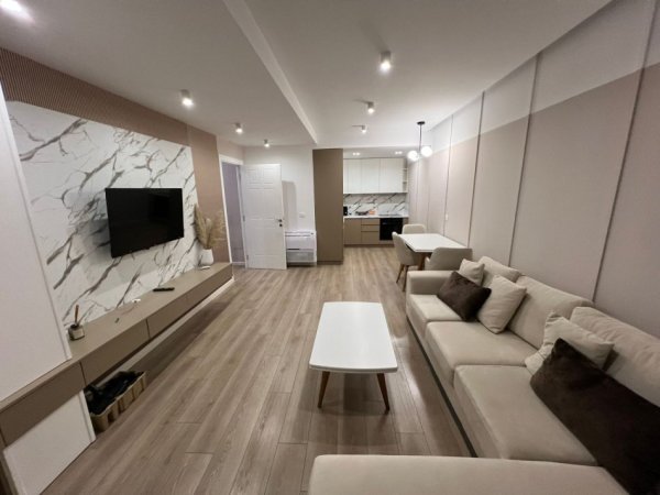 Tirane, jepet me qera apartament 1+1 Kati 11, 60 m² 800 € (rruga e kavajes)