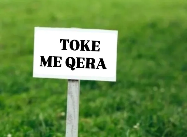 Tirane, jepet me qera truall , 500 m² (SAUK)
