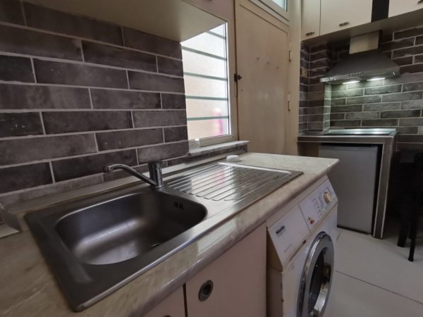 🏠 JEPET ME QERA GARSONIERE 350 € (Siri Kodra)