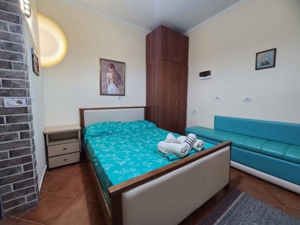 🏠 JEPET ME QERA GARSONIERE 350 € (Siri Kodra)