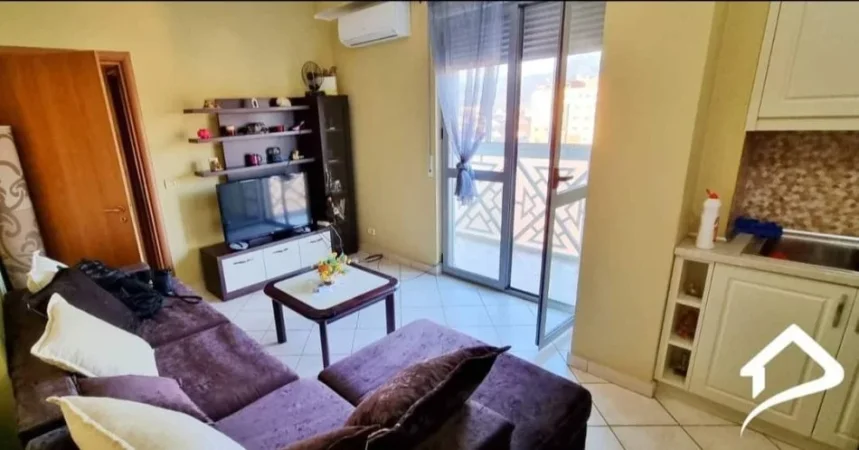 Shkoder, shitet apartament 1+1+Ballkon Kati 6, 50 m² + ballkon (Lagja 3 heronjt)