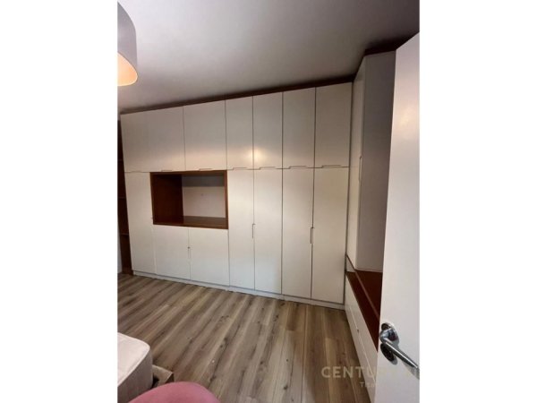 Tirane, jepet me qera apartament 2+1 Kati 1, 110 m² 650 € (don bosko)