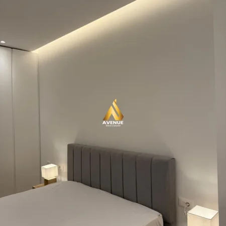 Tirane, jepet me qera apartament 1+1+Ballkon Kati 6, 800 € (Zogu i Zi)