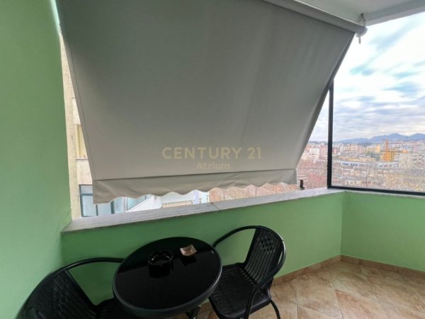 Tirane, jepet me qera apartament 1+1 Kati 9, 70 m² 750 € (Ish Ekspozita)