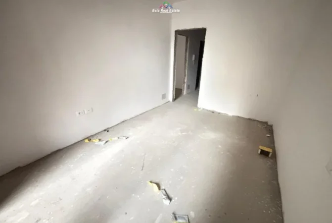 Tirane, shes apartament 1+1 Kati 1, 73 m² 147.000 € (Rruga Rreshit Petrela)