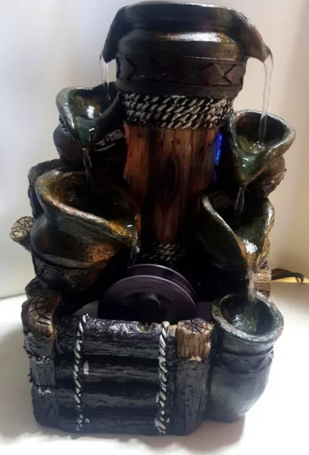 Lushnje, shes Ujëvarë , 25 mij lek te vjetra. 25 €