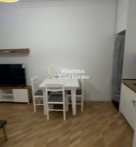 Tirane, jepet me qera apartament 1+1 Kati 4, 50 m² 370 € (QTU)