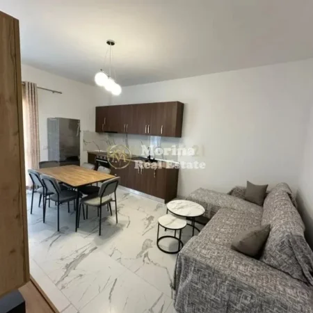 Tirane, jepet me qera shtepi 2+1 Kati 3, 110 m² 500 € (Mullet)