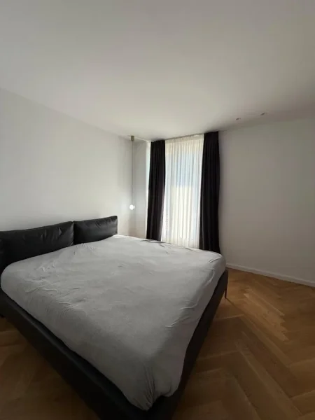 Tirane, jepet me qera Vile 3+1+Ballkon Kati 1, 420 m² 3.500 € (Mullet)