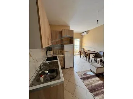 Durres, shitet apartament 1+1 Kati 6, 50 m² 75.000 € (SHKEMB KAVAJE)