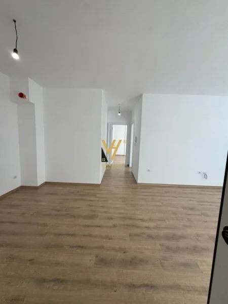 Tirane, shitet apartament 2+1+Ballkon Kati 2, 112 m² 213.750 € (RRUGA E ELBASANIT)