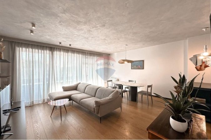 Tirane, jap me qera apartament 3+1+Aneks+Ballkon Kati 3, 1.500 € 