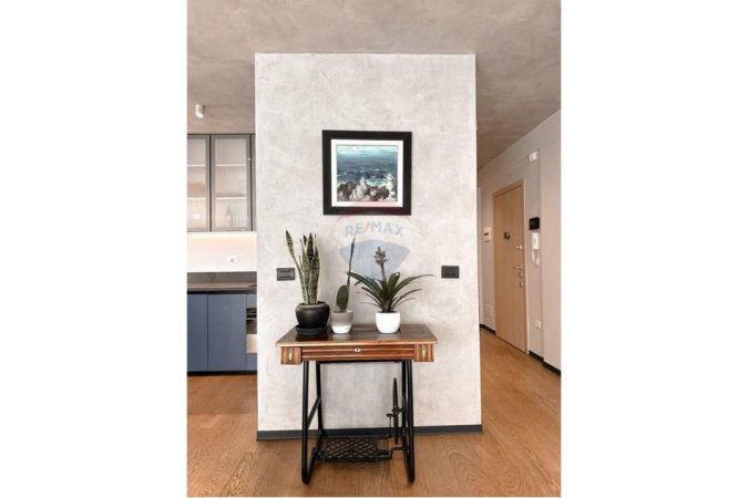 Tirane, jap me qera apartament 3+1+Aneks+Ballkon Kati 3, 1.500 € 