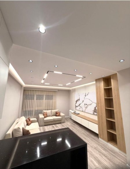 Tirane, jepet me qera apartament 1+1+Ballkon Kati 1, 70 m² 600 € (Astir/Kompleksi Urban Gate)