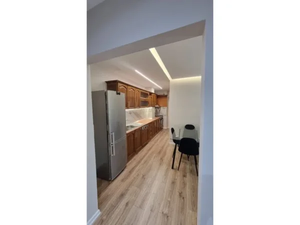 Tirane, shitet apartament 1+1 , 60 m² 135.000 € 