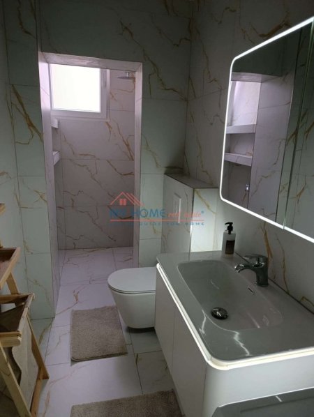 Tirane, jepet me qera apartament 2+1+Ballkon Kati 3, 80 m² 600 € (Rruga Shyqyri Ishmi)