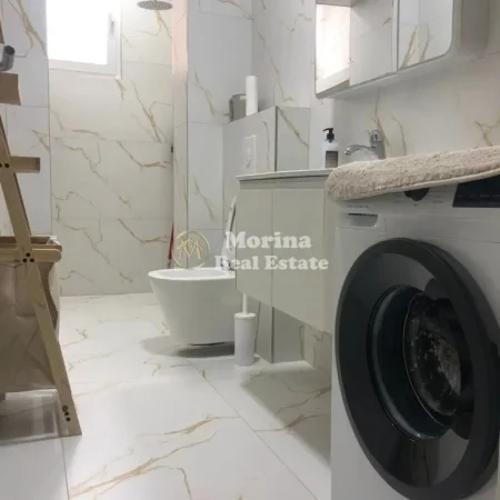 Tirane, jepet me qera apartament 2+1 Kati 3, 80 m² 600 € (Ali Demi)