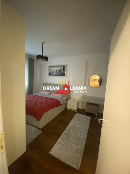 Tirane, shitet apartament 2+1 Kati 4, 93 m² 186.000 € (liqeni i thate)
