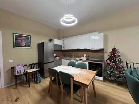 Tirane, jepet me qera apartament 2+1 Kati 6, 111 m² 800 € 