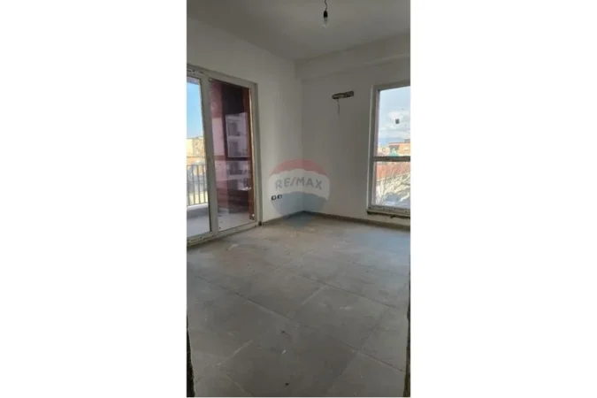 Tirane, shitet apartament 2+1 , 74 m² 167.390 € 