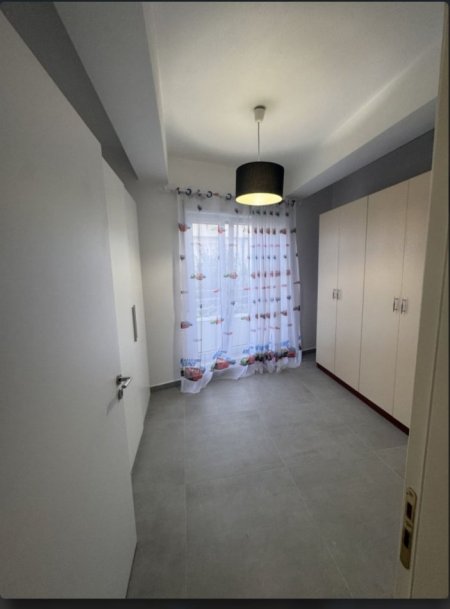 Tirane, jepet me qera apartament 2+1 , 80 m² 700 € (KODRA E DIELLIT 1)