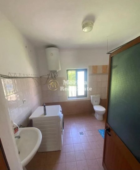 Tirane, jepet me qera shtepi 3+1 Kati 1, 140 m² 450 € (Astir)