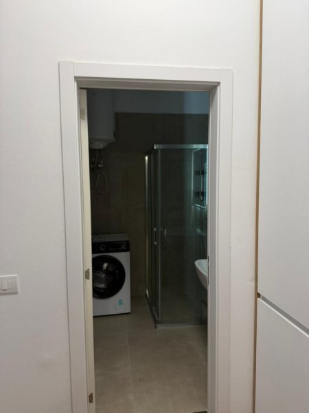 Tirane, jepet me qera apartament 1+1+Ballkon Kati 3, 60 m² 500 € 