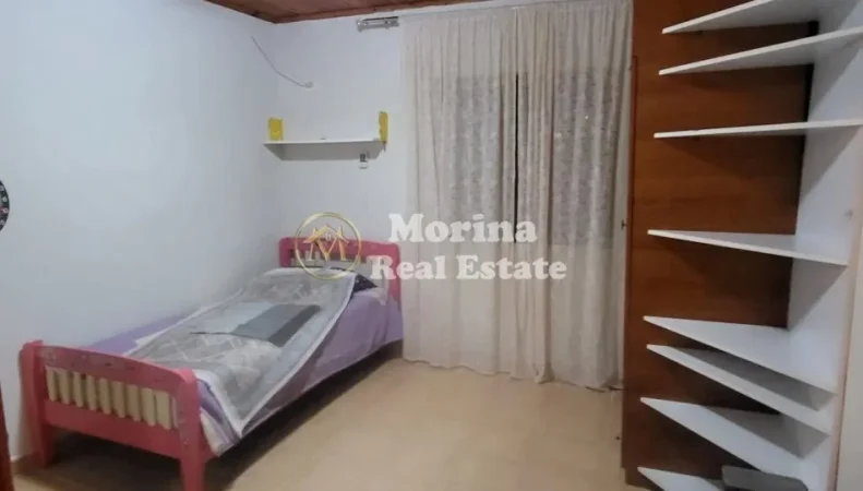 Tirane, jepet me qera apartament 2+1 Kati 3, 80 m² 400 € (Shkolla e Bashkuar)
