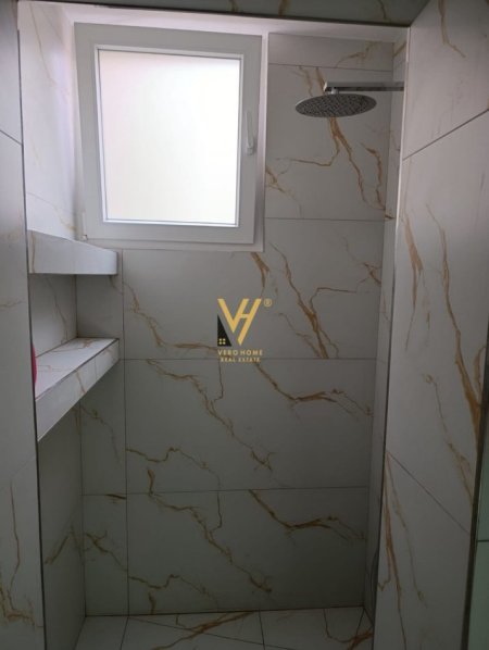 Tirane, jepet me qera apartament 2+1+Ballkon Kati 3, 84 m² 600 € (ALI DEMI)