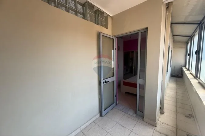 Apartament 1+1 per shitje Rruga Besim Alla, prane pallateve Cabej! (6'200'000 Leke)