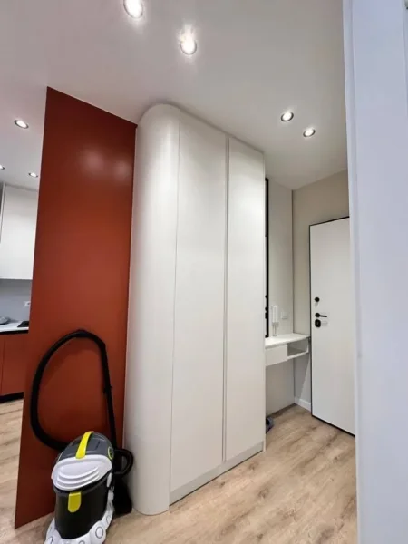 Tirane, jepet me qera apartament 1+1+Ballkon Kati 6, 75 m² 650 € (Bulevardi i Ri)