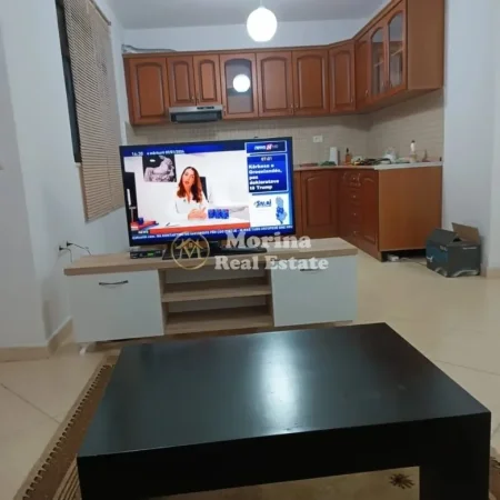 Tirane, jepet me qera apartament 2+1 Kati 4, 90 m² 500 € (Kompleksi Malajzian)