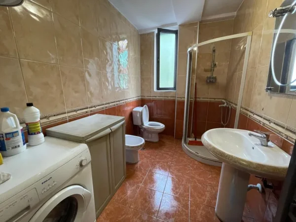 Tirane, jepet me qera apartament 1+1 Kati 2, 51 m² 500 € (Shkolla Baletit)