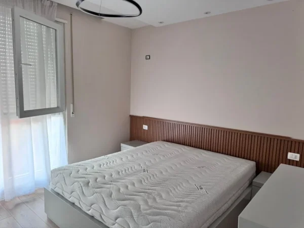 Tirane, shitet apartament 1+1 Kati 3, 62 m² (Rruga Hamdi Pepo)