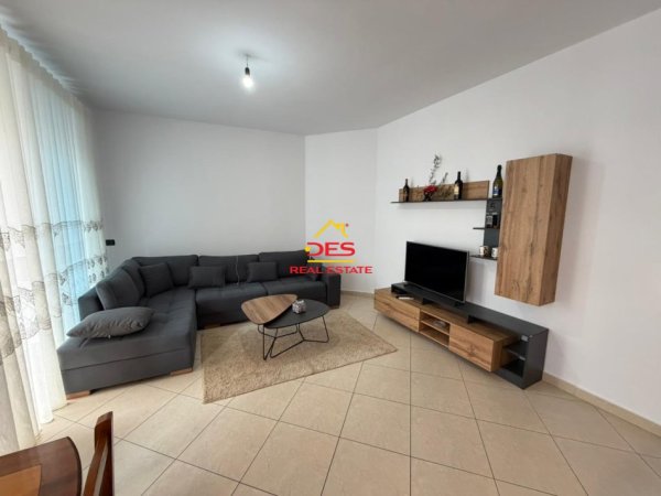 Shqiperi, jepet me qera apartament 1+1+Ballkon Kati 5, 70 m² 350 € (Rruga gjergj Arianiti)
