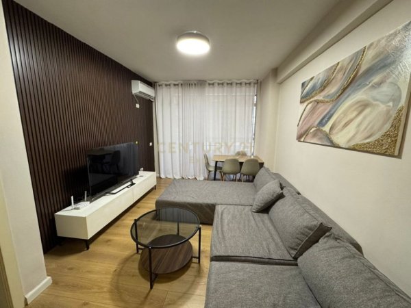 Tirane, jepet me qera apartament 2+1 Kati 6, 106 m² 550 € (Astir)