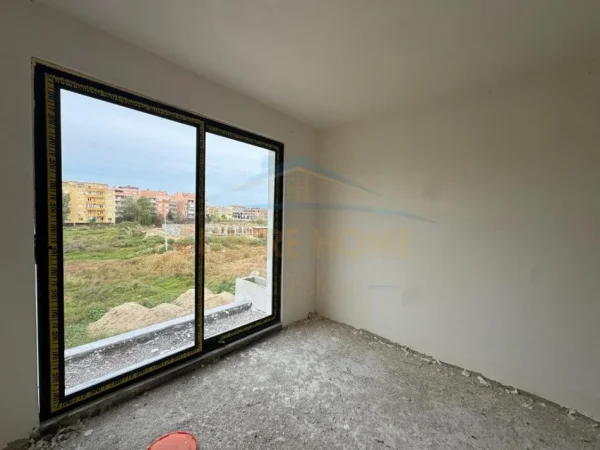 Durres, shitet apartament 1+1+Ballkon Kati 1, 50 m² 65.000 € 