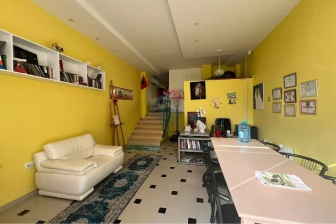 Tirane, shitet dyqan , 71 m² 120.000 € (Bulevardi Kashar Bulevardi Kashar, Tiranë(ID: 530291008-543)