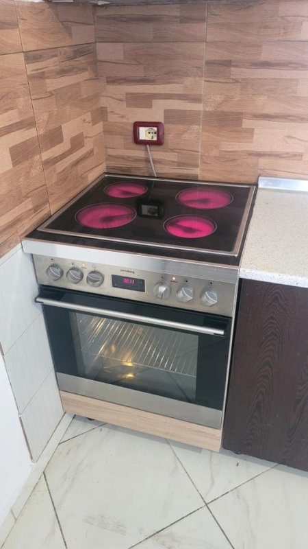 Tirane, jepet me qera apartament 2+1 , 350 € (Astir)